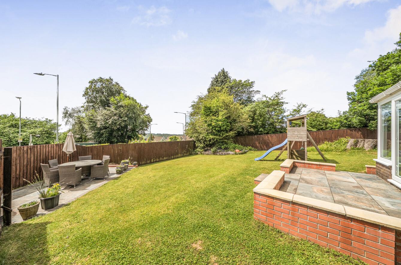 Ffordd Taliesin, Killay, Swansea, SA2 7DF